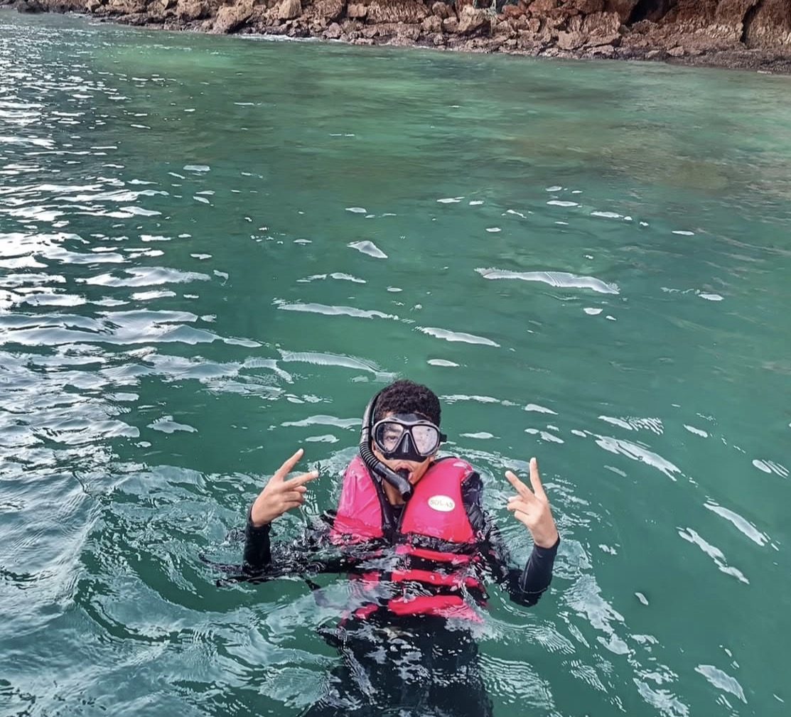 Snorkeling Langkawi — colourful coral reef and tropical fish at Pulau Payar Marine Park
